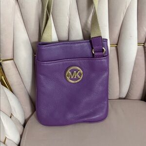 #50 MICHAEL KORS
